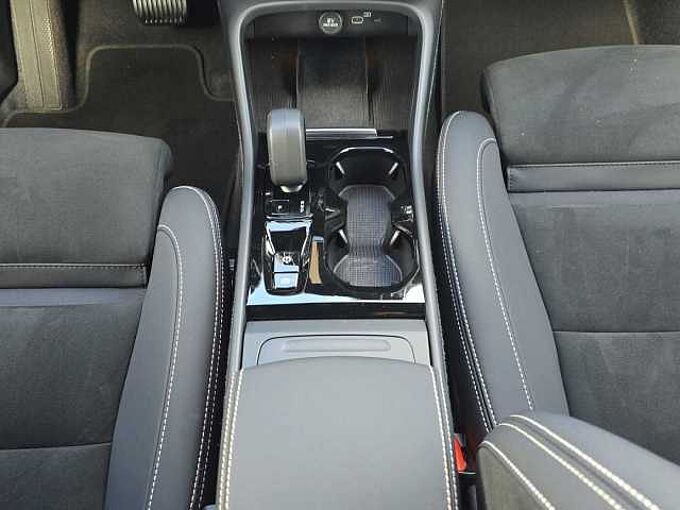 Volvo XC 40 Plus Dark AWD