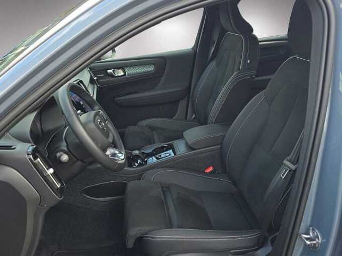 Volvo XC 40 Plus Dark AWD
