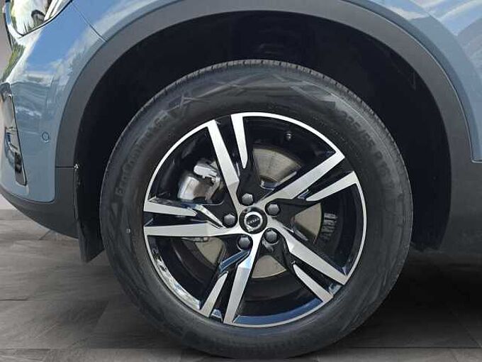 Volvo XC 40 Plus Dark AWD