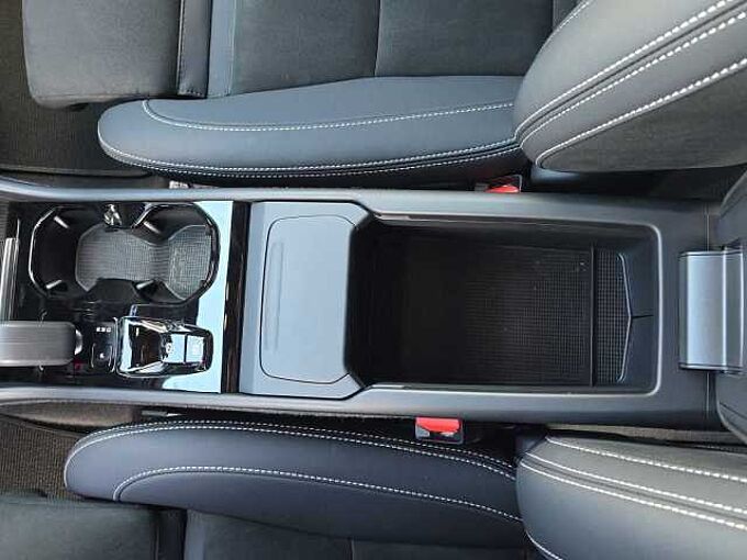 Volvo XC 40 Plus Dark AWD