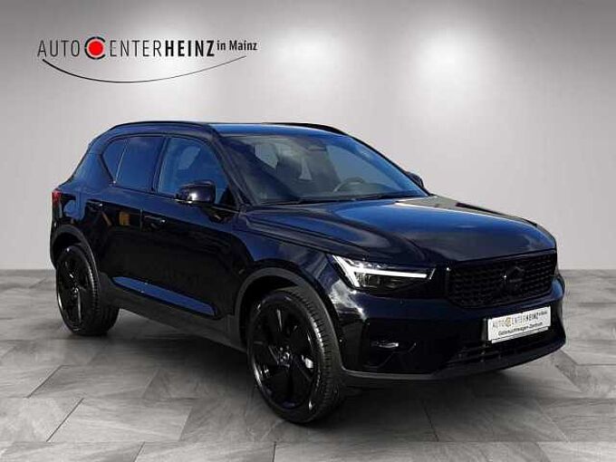 Volvo XC 40 Plus Black Edition 2WD