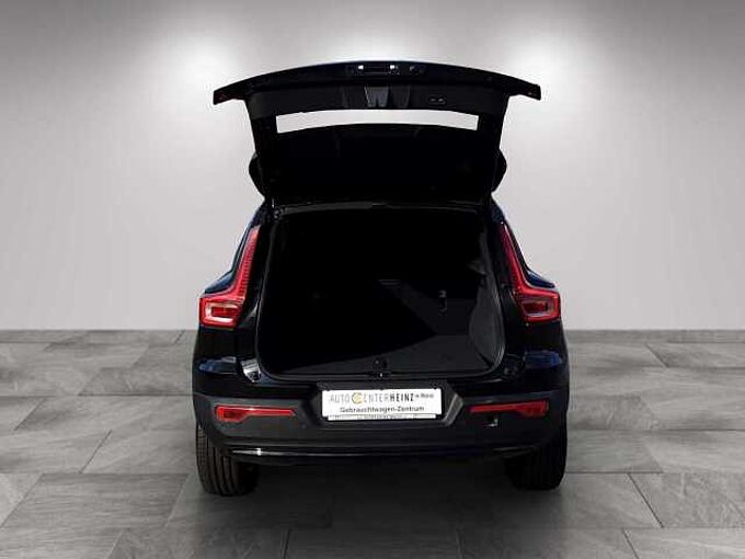 Volvo XC 40 Plus Black Edition 2WD