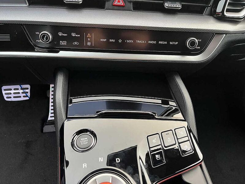 Kia Sportage 1.6 T-GDI AWD Eco-Dyn. +  DCT GT-Line GT-Line mit Drive-Wise und Sound-Paket +Panoramadach