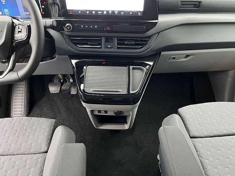 Ford Tourneo Custom 320 Nugget L1 Autm. Titanium