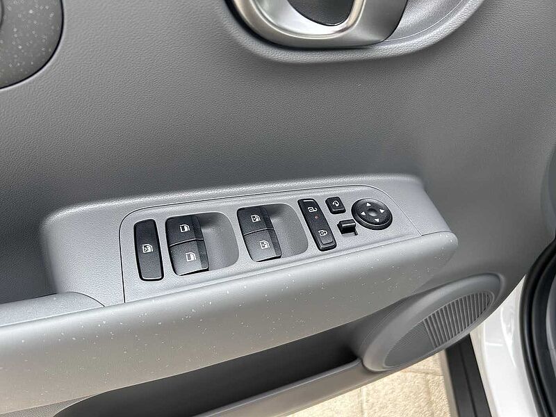 Hyundai INSTER 49kWh Cross mit Effizienzpaket