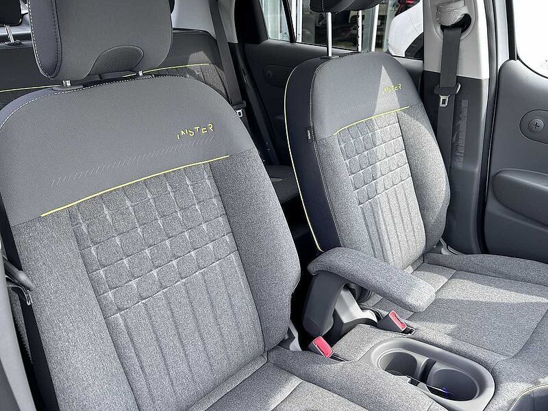 Hyundai INSTER 49kWh Cross mit Effizienzpaket