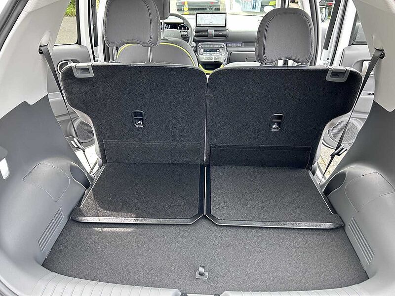 Hyundai INSTER 49kWh Cross mit Effizienzpaket