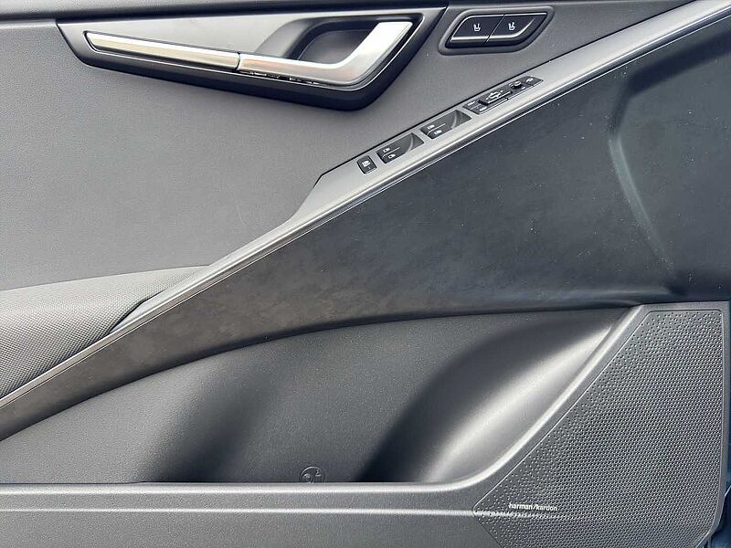 Kia Niro 1.6 GDI HEV 2WD OPF Aut. Spirit Spirit mit Technologie und Relax-Paket