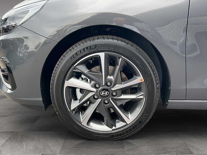 Hyundai i30 1.5 T-GDI 48V-Hybrid Advantage