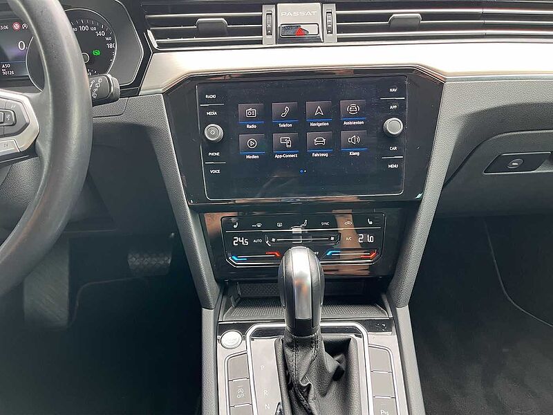 Volkswagen Passat Variant Elegance