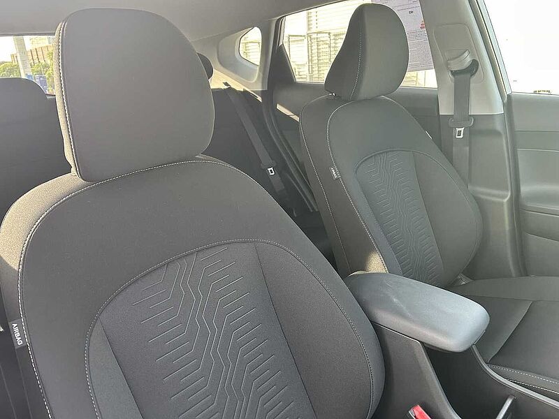 Hyundai KONA EV Elektro 65kWh Trend*el. Heckklappe*