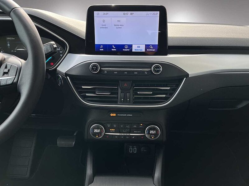 Ford Focus Cool & Connect