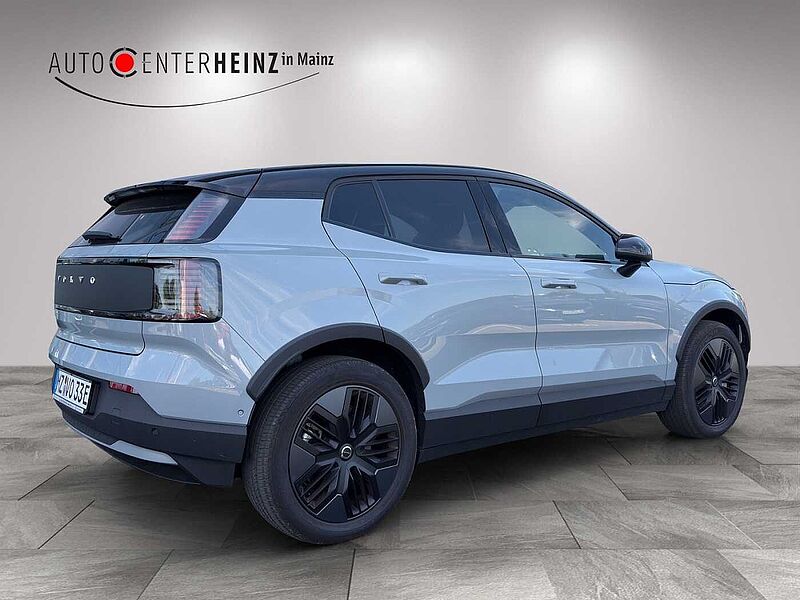 Volvo EX30 Cross Country Twin Motor Performance AWD Cross Country Ultra