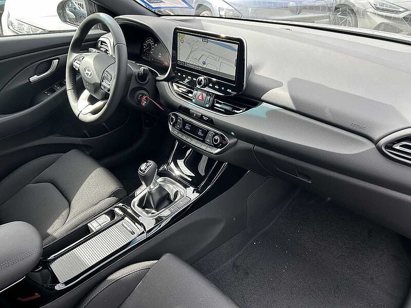 Hyundai i30 Kombi 1.5 T-GDI 48V-Hybrid Advantage*Panodach*