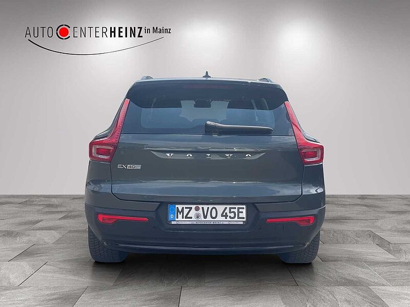 Volvo EX40 Fully Electric Single M. Extended Range RWD Plus Dark