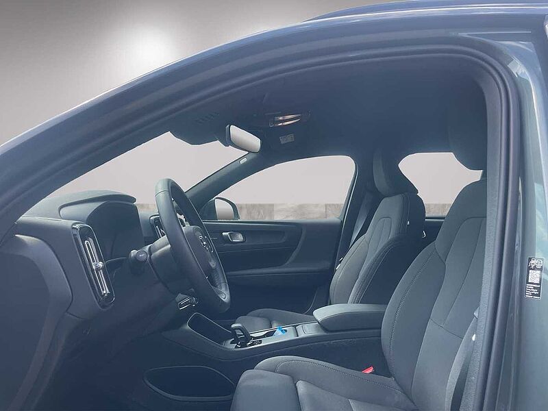 Volvo EX40 Fully Electric Single M. Extended Range RWD Plus Dark