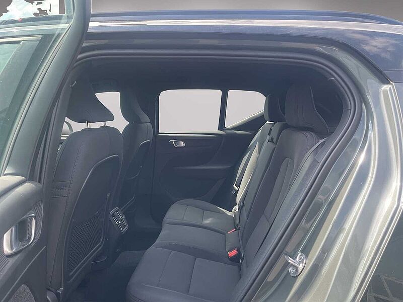 Volvo EX40 Fully Electric Single M. Extended Range RWD Plus Dark