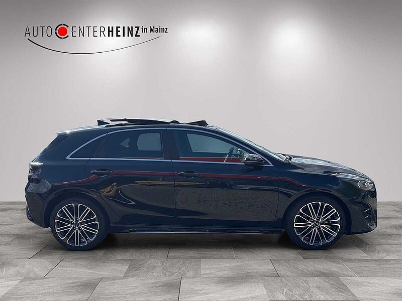 Kia Ceed 1.5 T-GDI DCT7 OPF GT Line Tech. -, Leder. -, und Performance-Paket + Glasdach