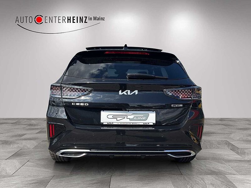 Kia Ceed 1.5 T-GDI DCT7 OPF GT Line Tech. -, Leder. -, und Performance-Paket + Glasdach