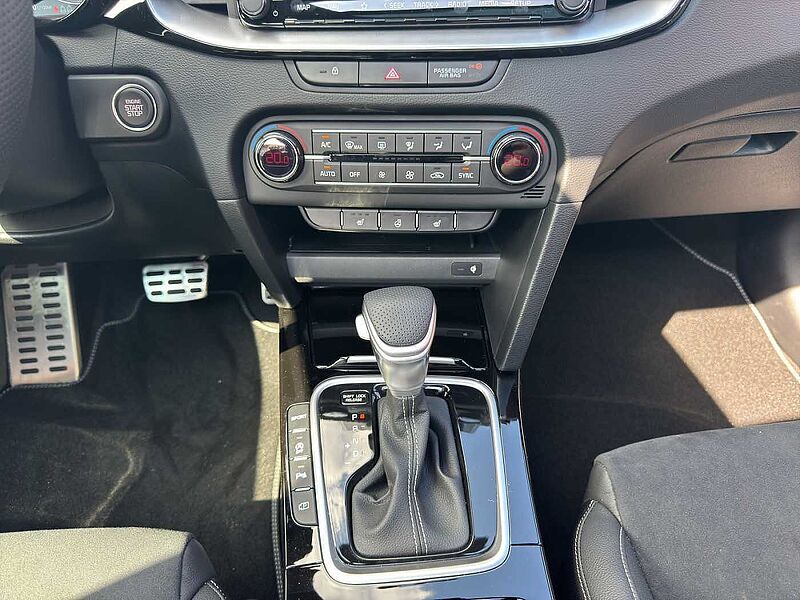Kia Ceed 1.5 T-GDI DCT7 OPF GT Line Tech. -, Leder. -, und Performance-Paket + Glasdach