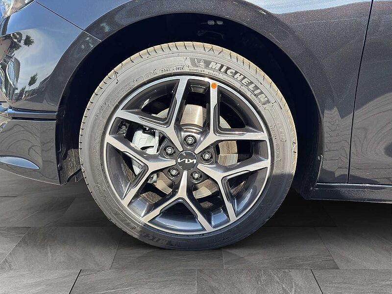 Kia Ceed 1.5 T-GDI  DCT7 Ultimate Edition mit Style- und Sound-Paket