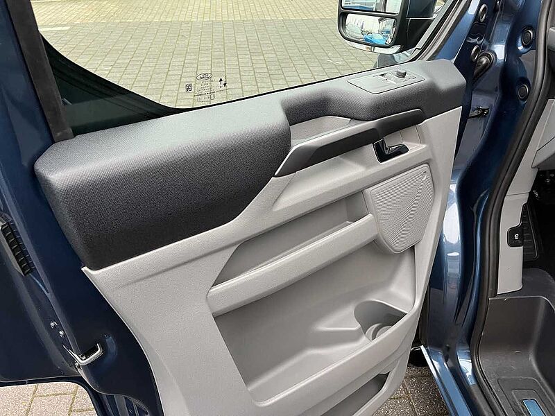 Ford Tourneo Custom 320 Nugget L1 Autm. Titanium