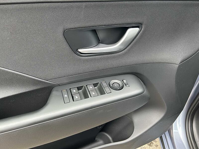 Hyundai KONA EV Elektro 65kWh Trend*Assistenzp*el. Heckklappe*