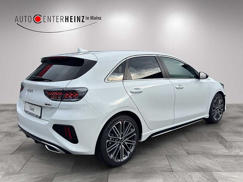 Kia Ceed 1.5 T-GDI DCT7 OPF GT Line Ceed GT-Line mit Technologie, Leder und Performance-Paket
