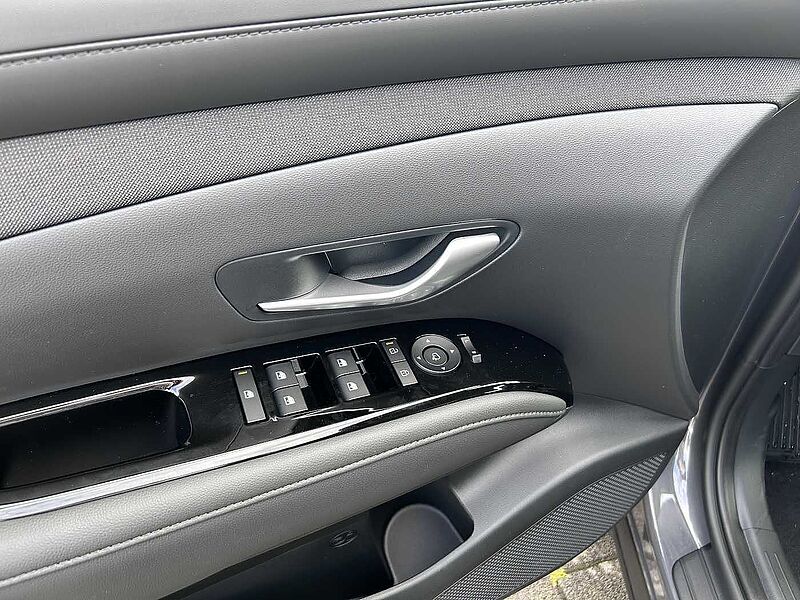 Hyundai TUCSON Hybrid 1.6 T-GDi HEV 2WD Trend