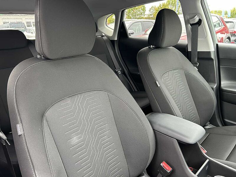 Hyundai KONA 1.6 T-GDI DCT Trend*Lichtpaket*el. Heckkl. *