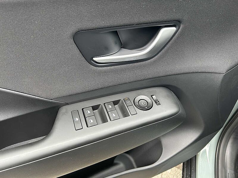 Hyundai KONA 1.6 T-GDI DCT Trend*Lichtpaket*el. Heckkl. *