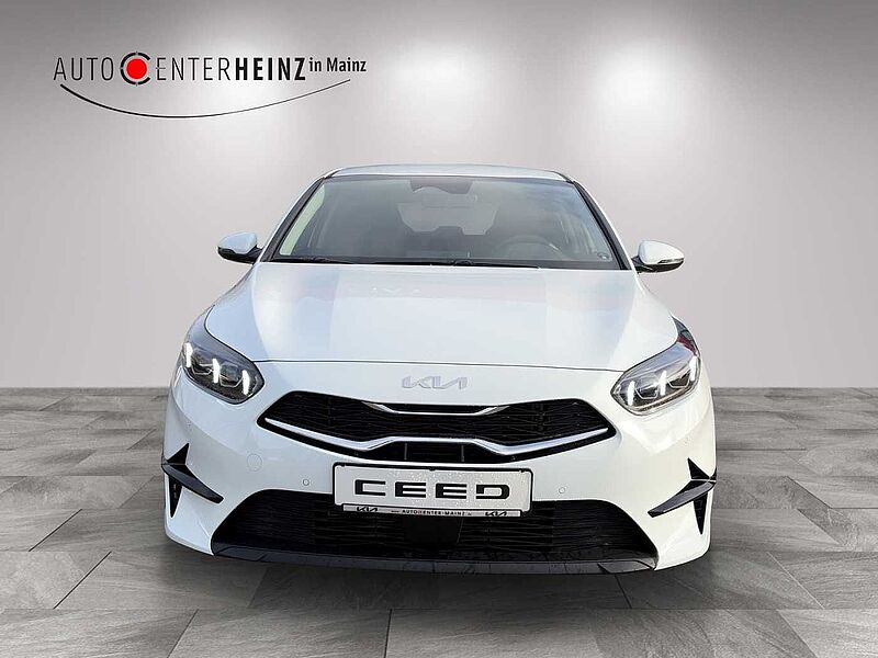 Kia Ceed 1.5 T-GDI DCT7 Ultimate Edition Style und Sound-Paket