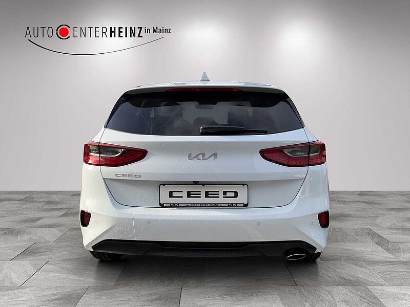Kia Ceed 1.5 T-GDI DCT7 Ultimate Edition Style und Sound-Paket
