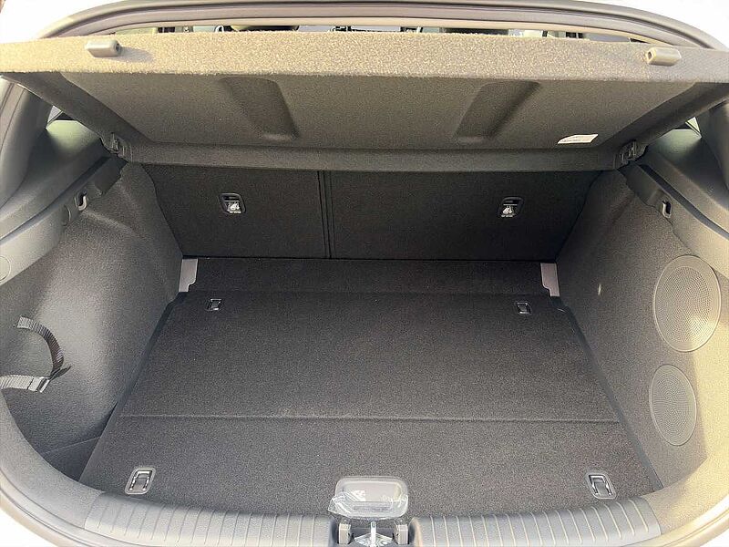 Kia Ceed 1.5 T-GDI DCT7 Ultimate Edition Style und Sound-Paket