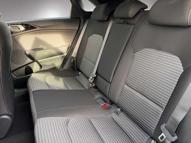 Kia Ceed 1.5 T-GDI DCT7 Ultimate Edition Style und Sound-Paket