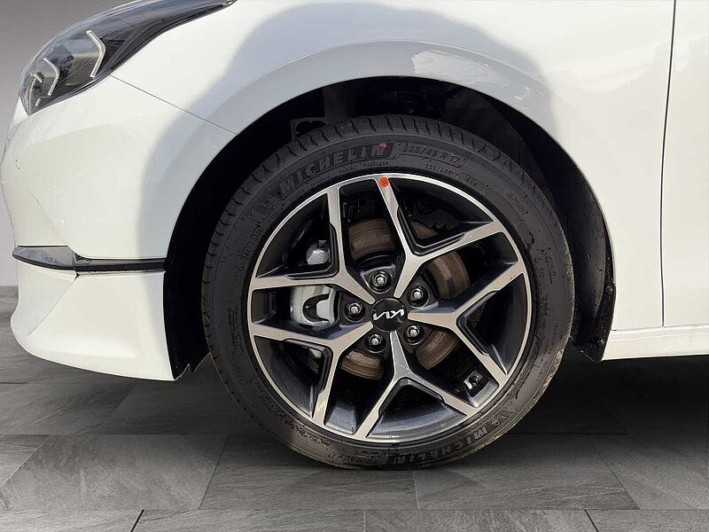 Kia Ceed 1.5 T-GDI DCT7 Ultimate Edition Style und Sound-Paket