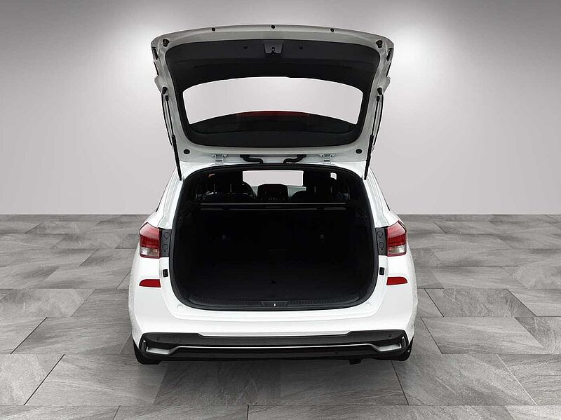 Hyundai i30 Advantage Mild-Hybrid