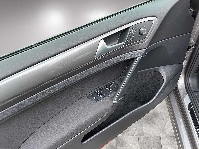 Volkswagen Golf Allstar BMT