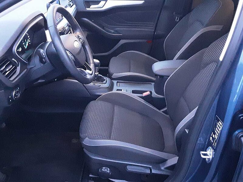 Ford Focus Cool & Connect