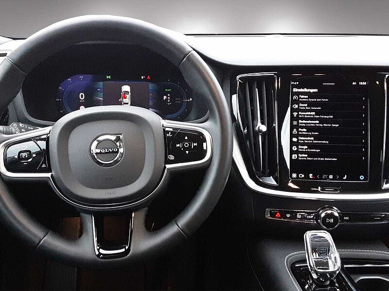 Volvo V60 Plus Dark Recharge Plug-In Hybrid AWD