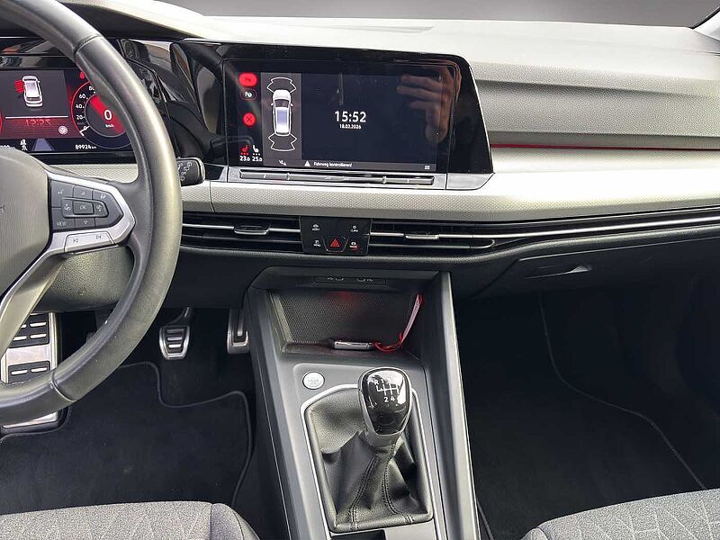 Volkswagen Golf Move