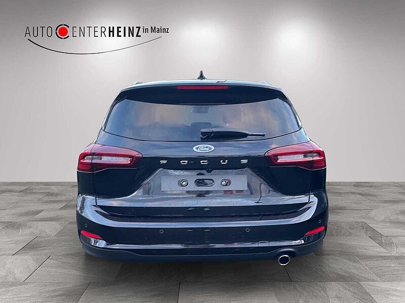 Ford Focus 1,0L EcoBoost Hybrid