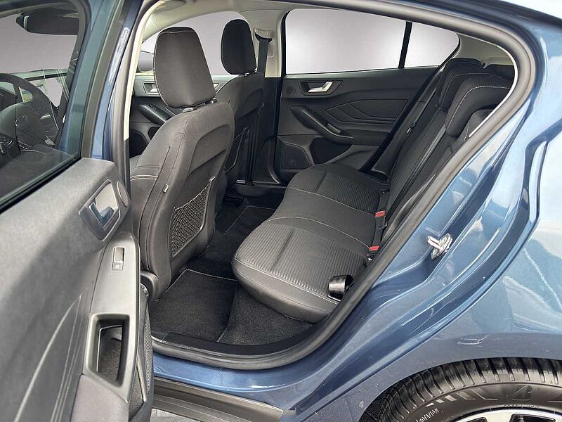 Ford Focus Titanium X