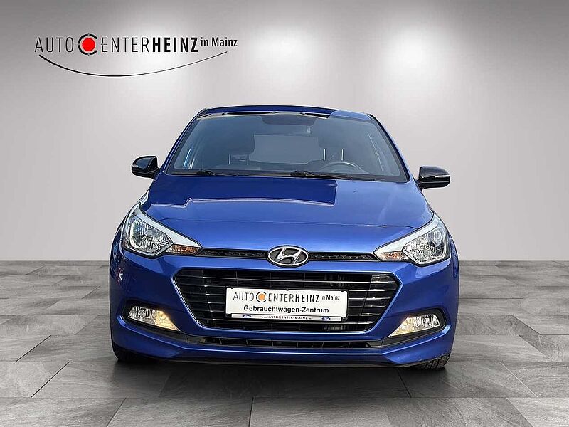 Hyundai i20 blue Passion