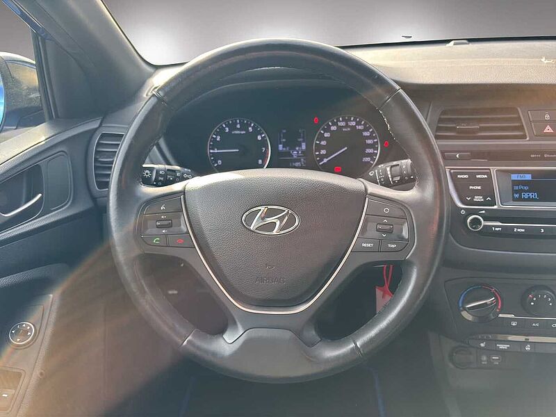 Hyundai i20 blue Passion