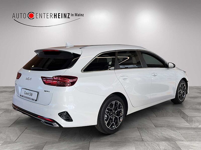Kia Ceed SW 1.5 T-GDI DCT7 OPF GT-Line mit Leder- und Technologie-Paket