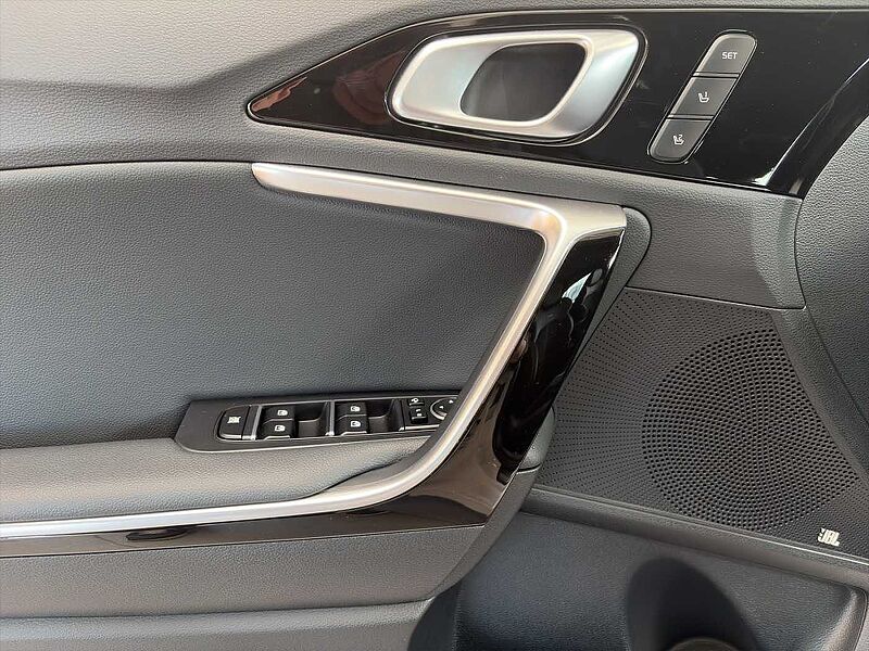 Kia Ceed SW 1.5 T-GDI DCT7 OPF GT-Line mit Leder- und Technologie-Paket
