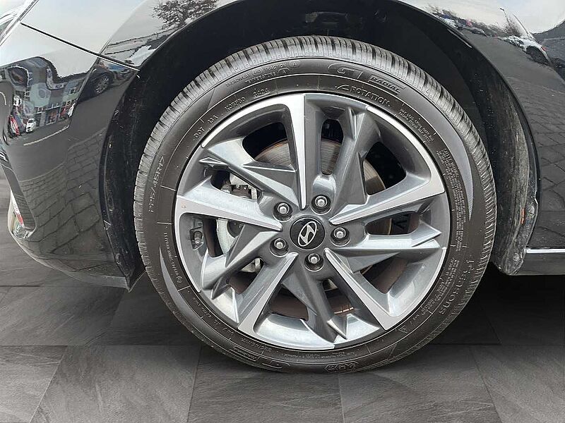 Hyundai i30 Advantage Mild-Hybrid