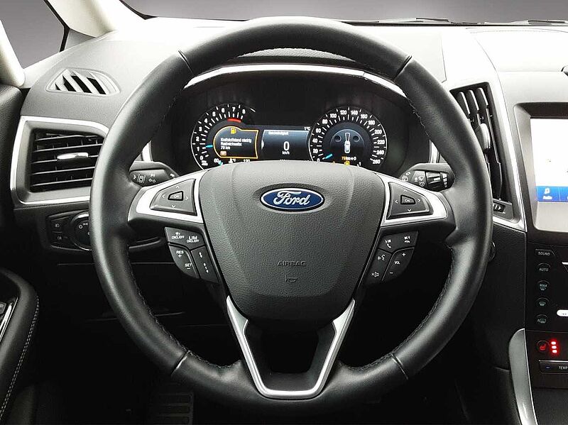 Ford S-Max Hybrid Titanium