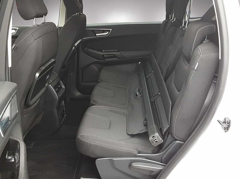 Ford S-Max Hybrid Titanium